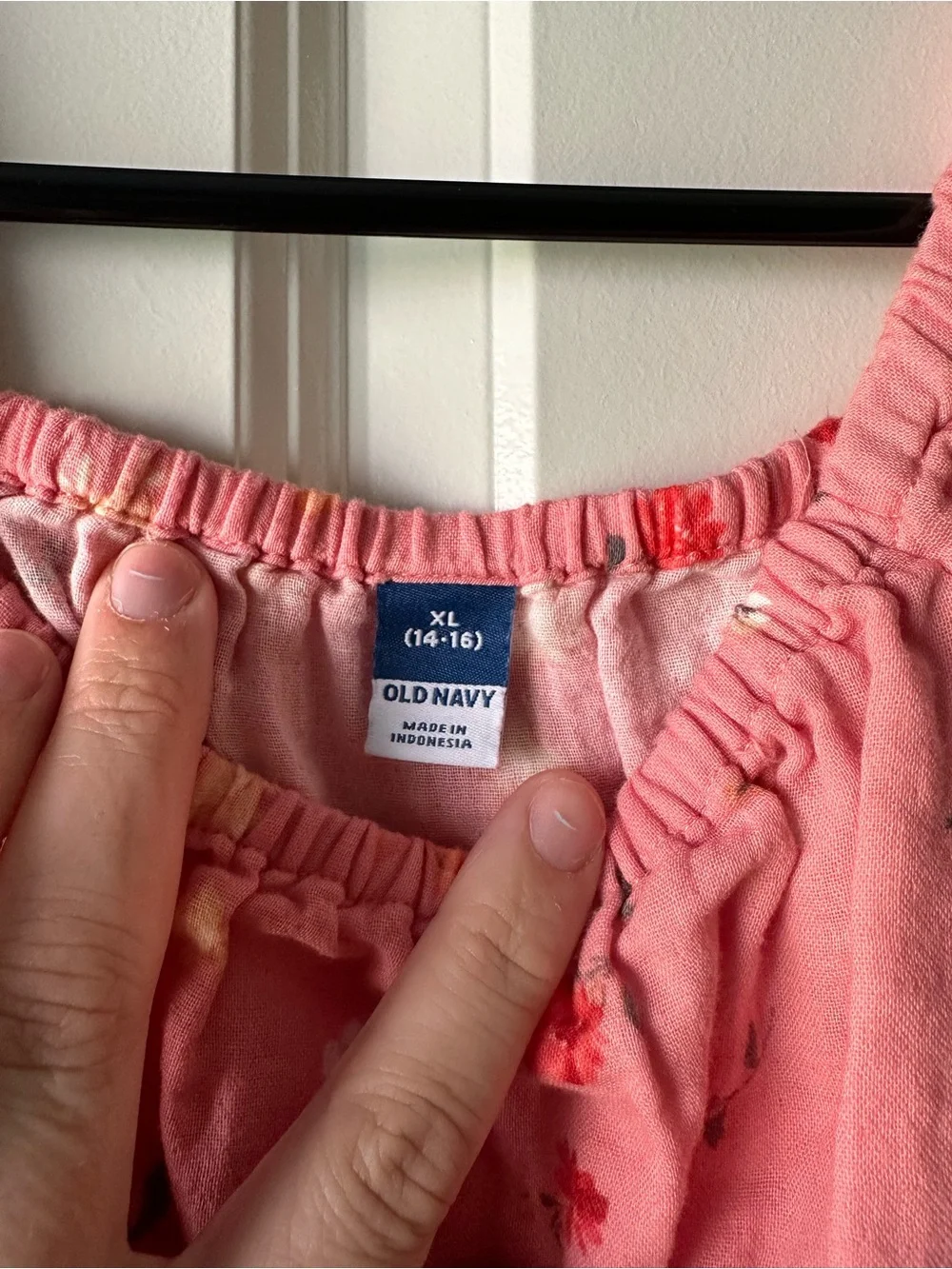 Girls XL Old Navy Coral Pink Floral Puff-Sleeve Crop Top
